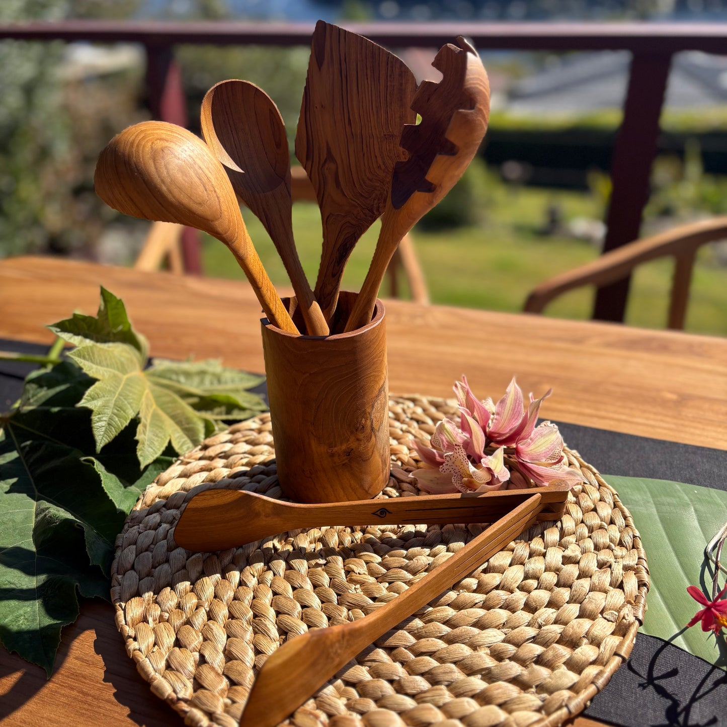 Kitchen Utensil Set is the perfect kitchen sidekick, bringing together five beautifully crafted, high quality, sustainable teak tools for every culinary adventure.
Spatula: 31.5cm x 8.5cm
Wooden Spoon: 30cm x 6cm x 2cm
Spaghetti Server: 31cm x 7cm x 4cm
Tongs: 22cm x 7cm x 3cm
Ladle: 31cm x 4cm x 10cm
Utensil Holder: 14cm x 9cm
FREE 100ml bottle of hemp oil