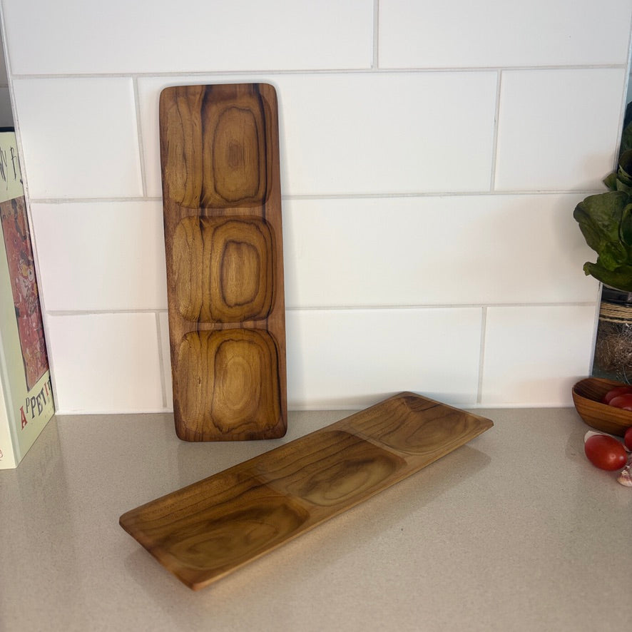This teak tapas plate is Perfect for serving dips, snacks, sauces, or sides.
30cm x 10cm x 2cm