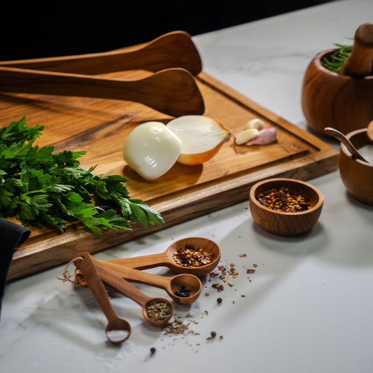 Sustainable teak root measuring spoons, are meticulously sized a provide a natural, rustic style to your baking and cooking.
1 Tbsp (15 ml)
1 tsp (5ml)
1/2 tsp (2.5ml)
1/4 tsp (1.25ml)