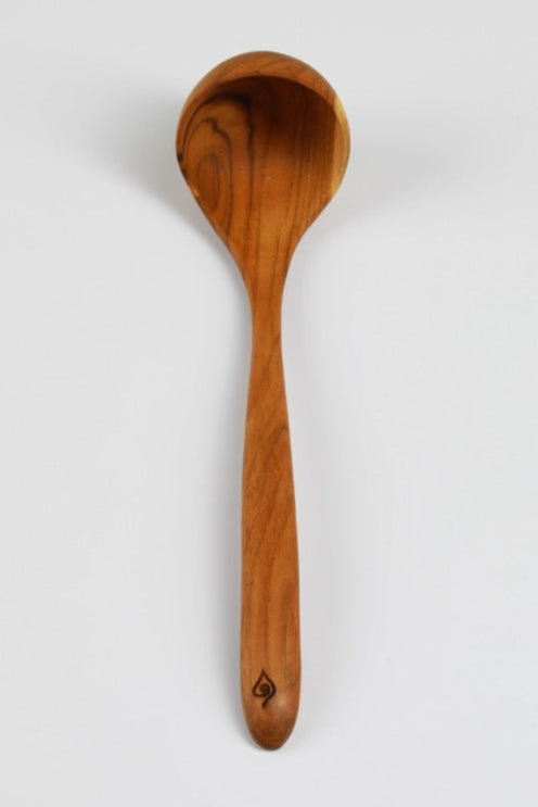 Whether you’re dishing out hearty stews or delicate broths, this ladle is built to handle it all with style and substance. 31cm x 4cm x 10cm