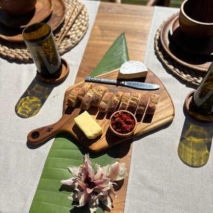 This versatile cheese serving board is perfect for displaying an assortment of cheeses, meats, breads, dips and more.
40cm x 22cm x 1.5cm